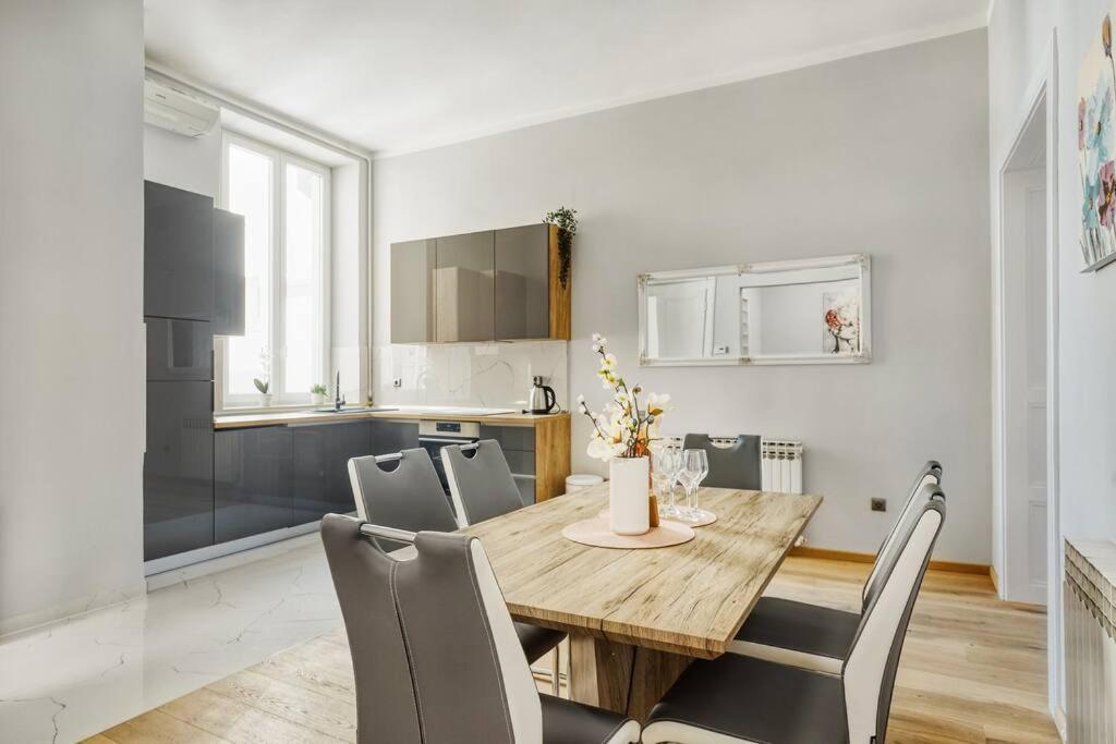 City Twenty 2Bdr Apartment By Irundo ザグレブ エクステリア 写真