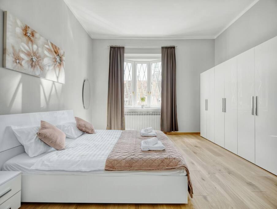 City Twenty 2Bdr Apartment By Irundo ザグレブ エクステリア 写真
