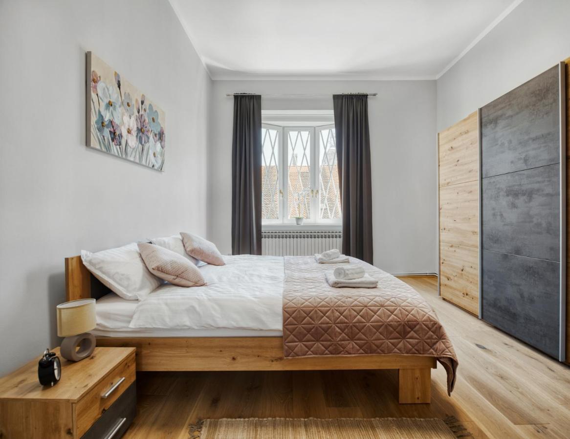 City Twenty 2Bdr Apartment By Irundo ザグレブ エクステリア 写真