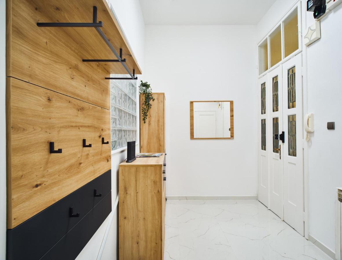 City Twenty 2Bdr Apartment By Irundo ザグレブ エクステリア 写真
