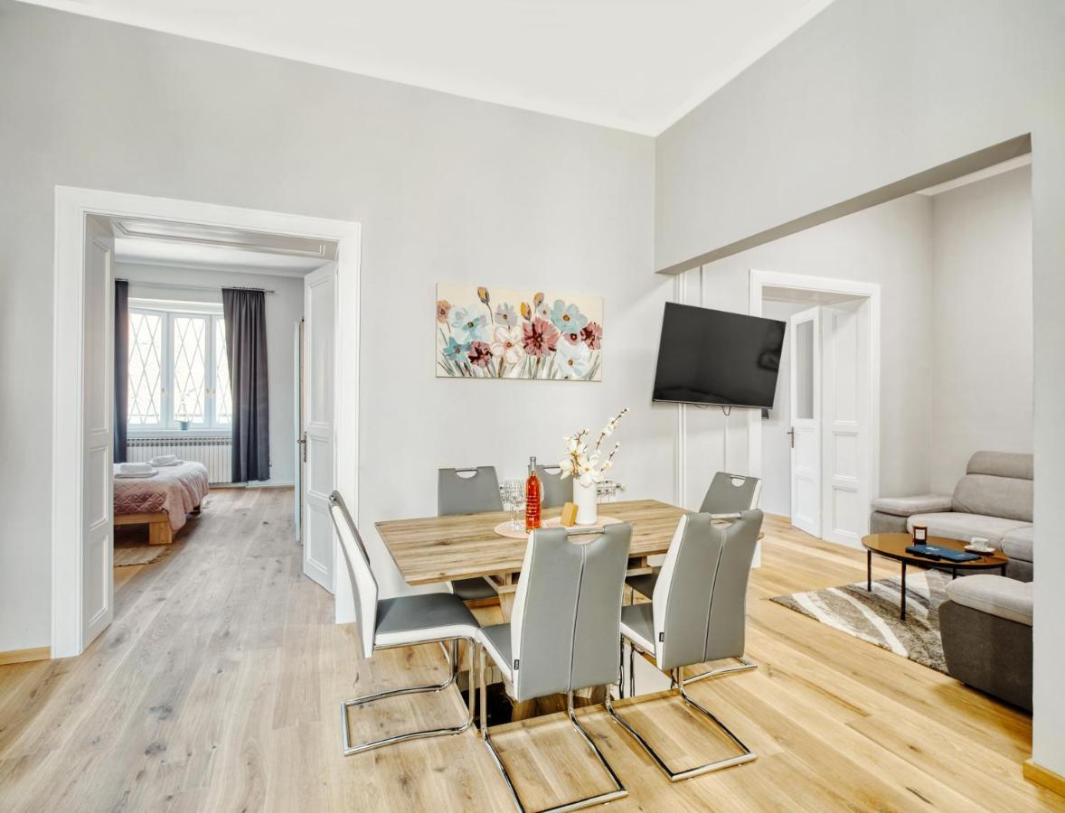 City Twenty 2Bdr Apartment By Irundo ザグレブ エクステリア 写真